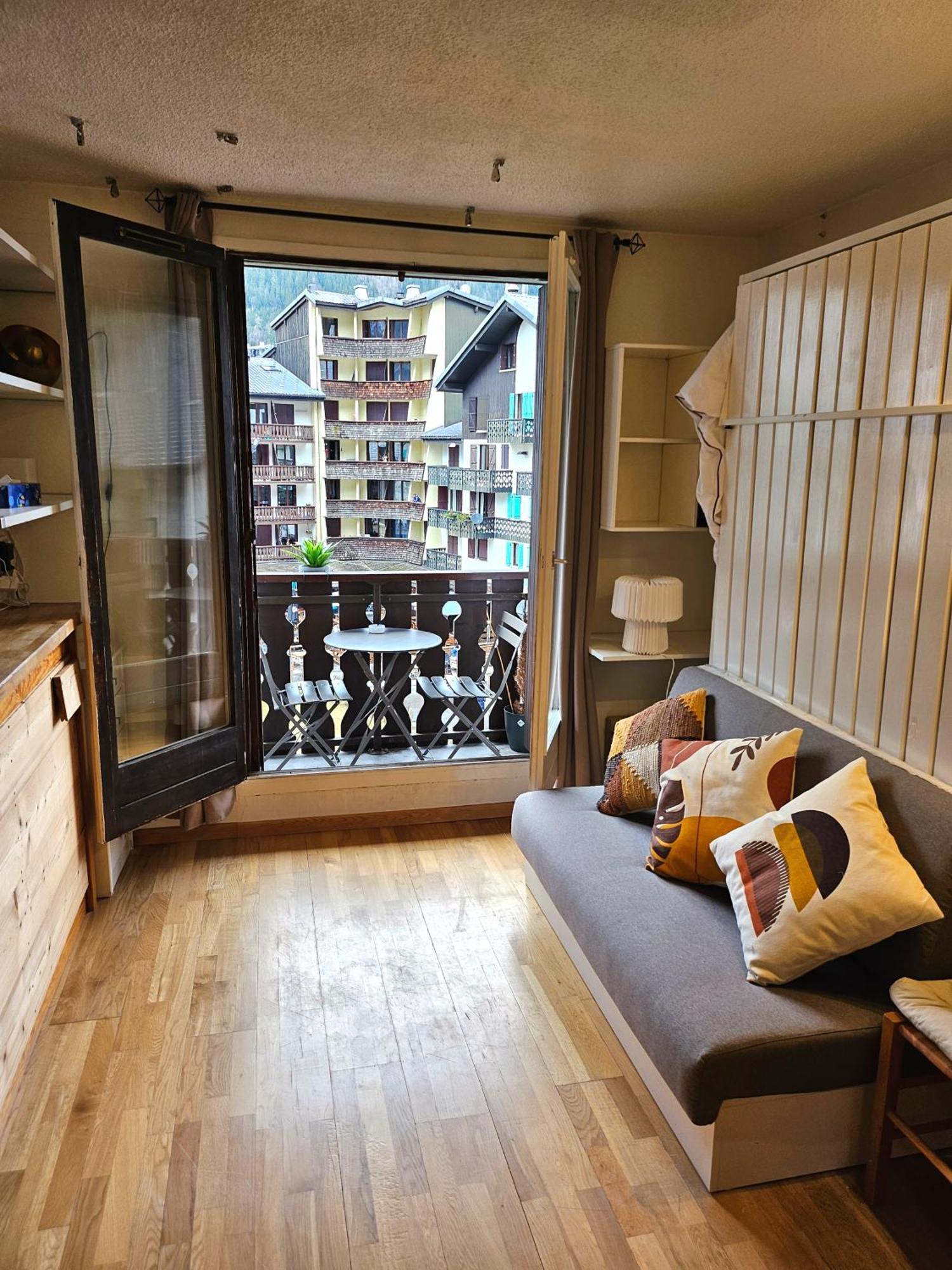 Cozy Chamonix Ski Studio With Mountain Views Eksteriør billede
