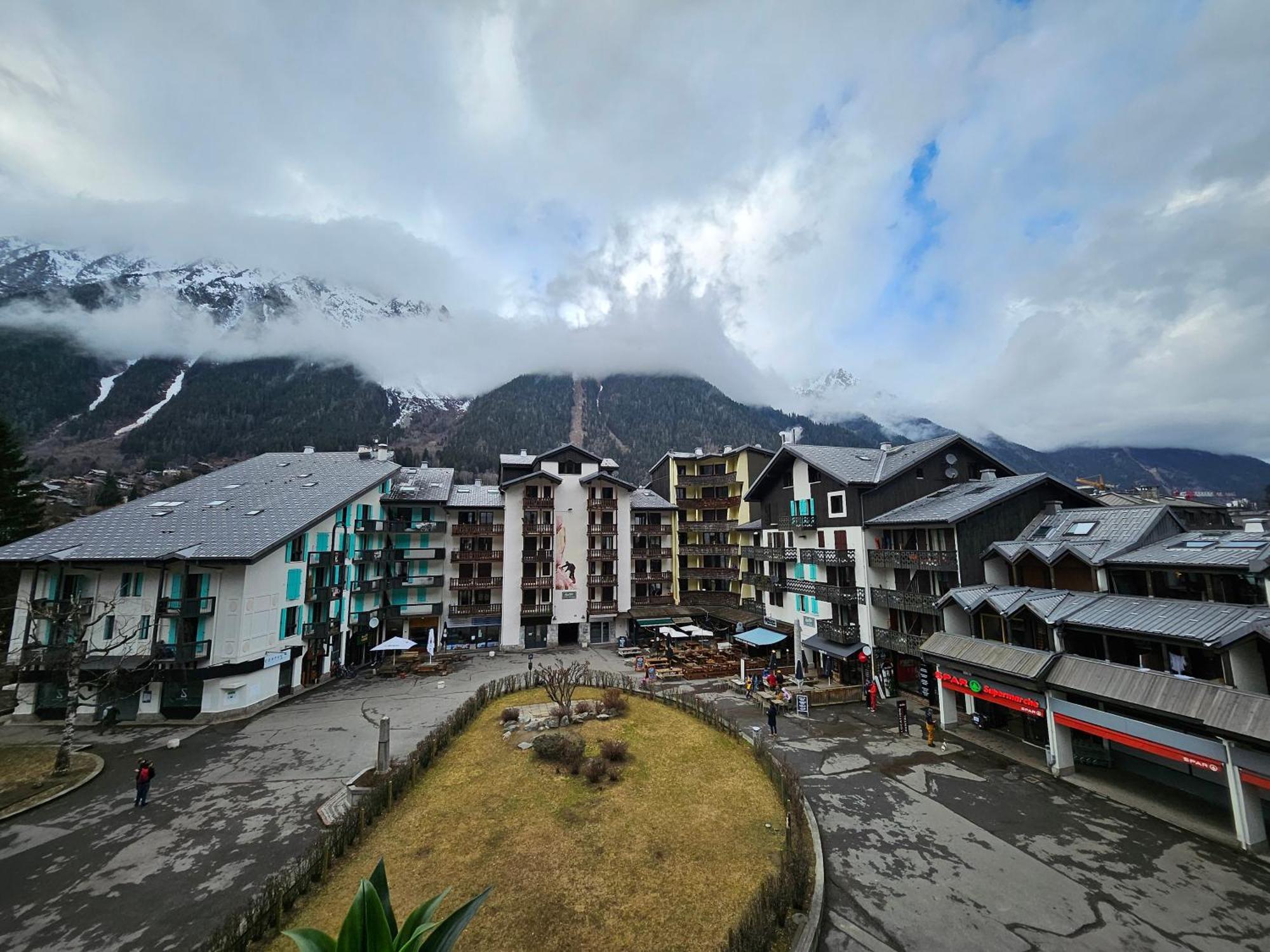Cozy Chamonix Ski Studio With Mountain Views Eksteriør billede